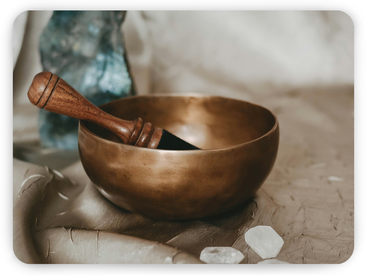 Klankschalensessie bij Centre du Lac. Klankschaal.